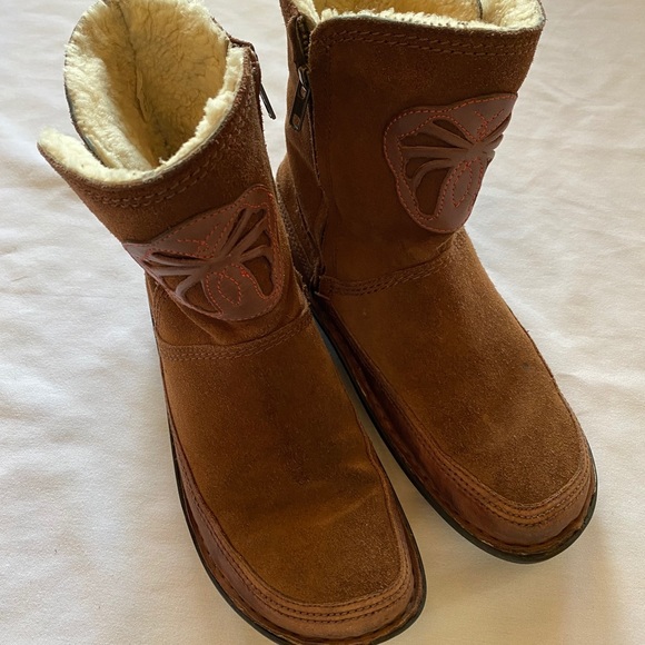 SOLD Alegria Women's Aspen Boots Brown Lined Side